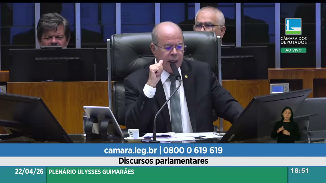 Vídeo do evento em 1:36:15