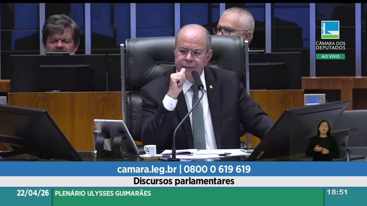 Vídeo do evento em 1:36:17