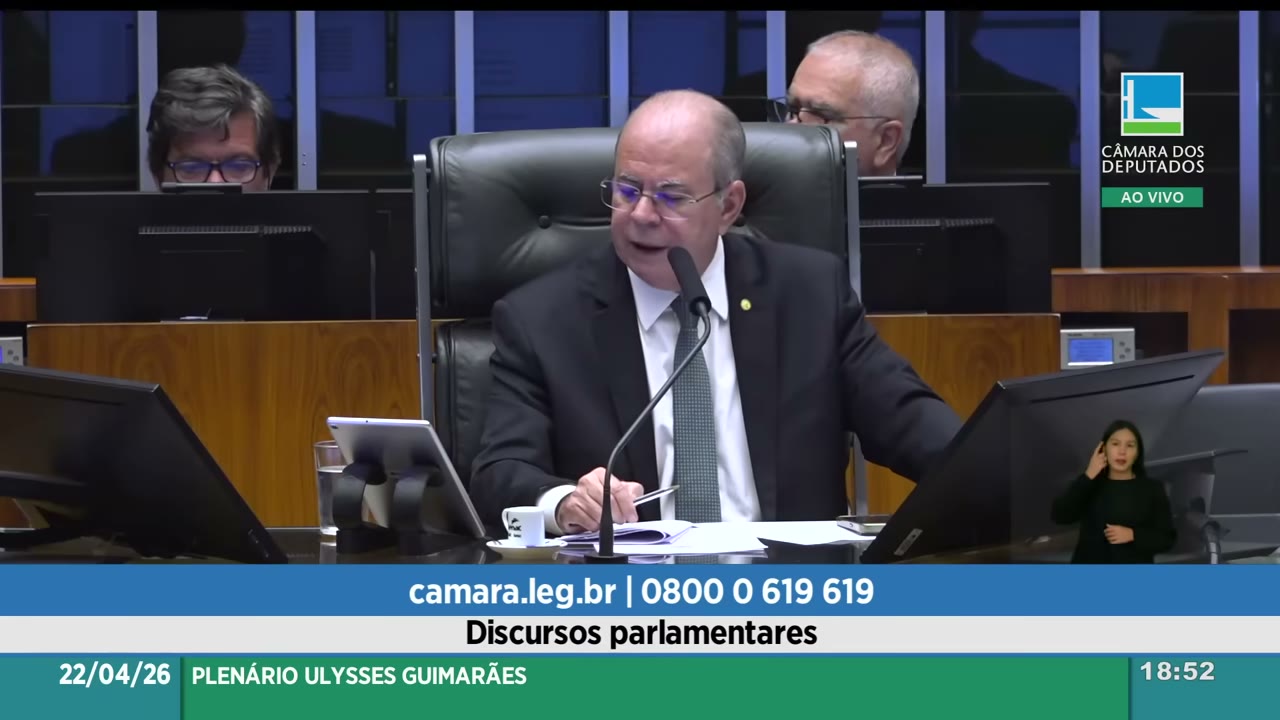 Vídeo do evento em 1:37:18