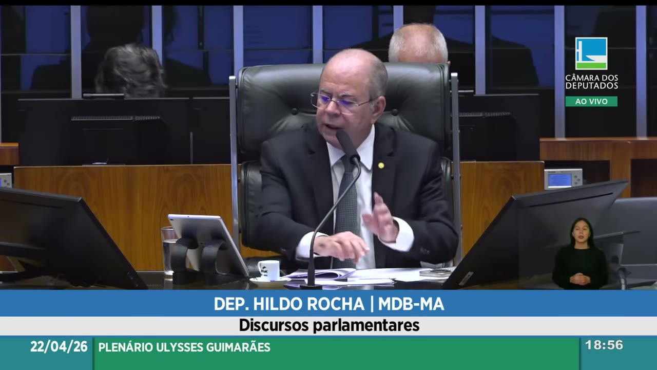 Vídeo do evento em 1:41:00
