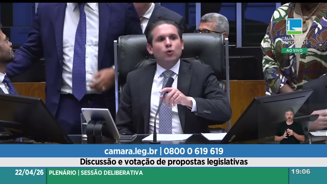 Vídeo do evento em 1:51:00