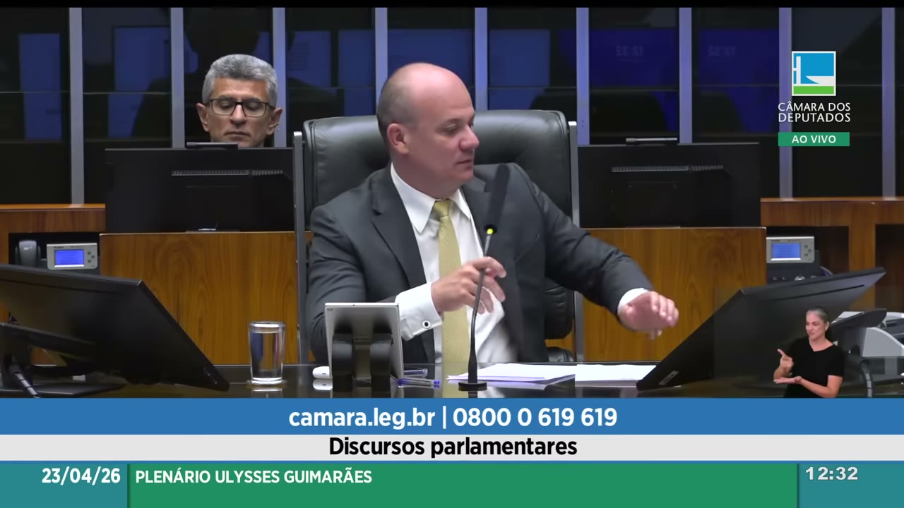 Vídeo do evento em 1:39:11
