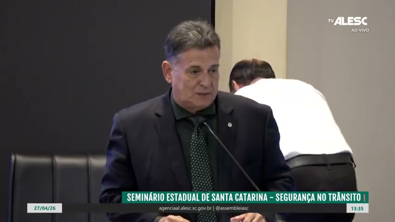 Vídeo do evento em 3:00