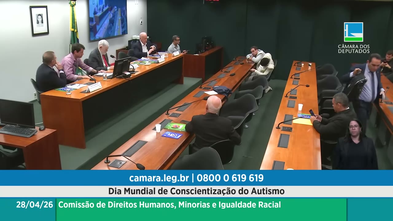 Vídeo do evento em 1:06:46