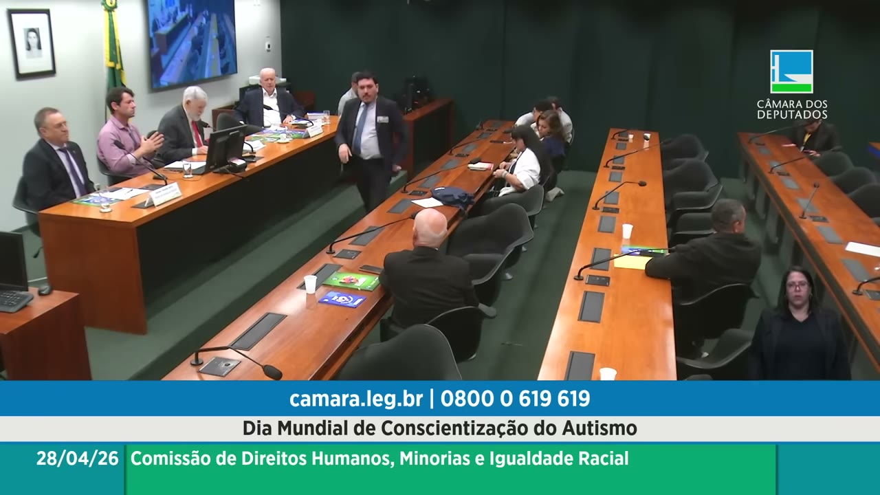 Vídeo do evento em 1:09:11