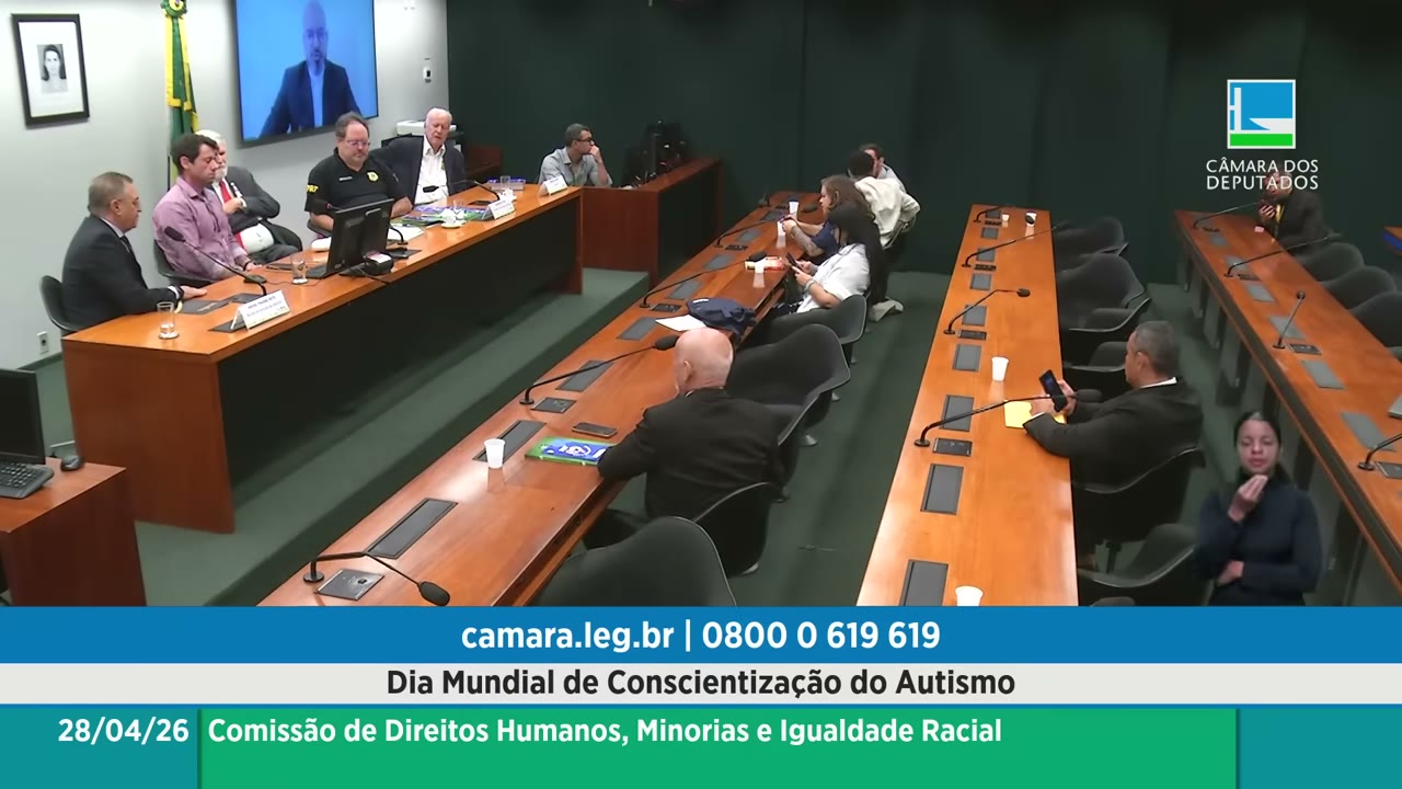 Vídeo do evento em 1:23:56
