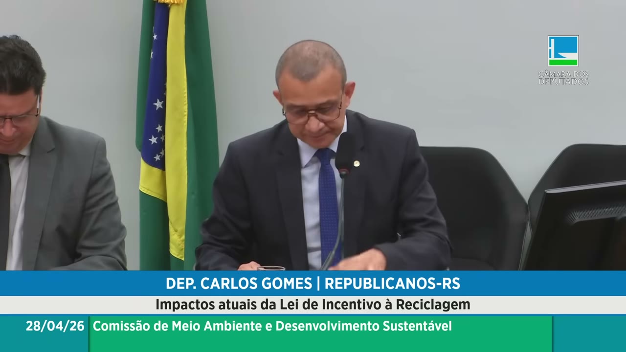 Vídeo do evento em 1:03:22
