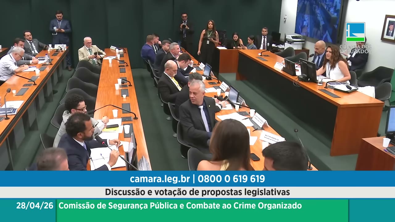 Vídeo do evento em 1:03:09