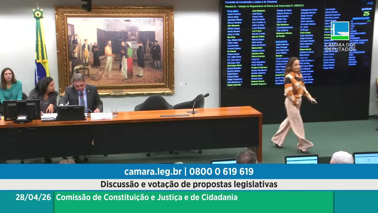 Vídeo do evento em 1:15:11