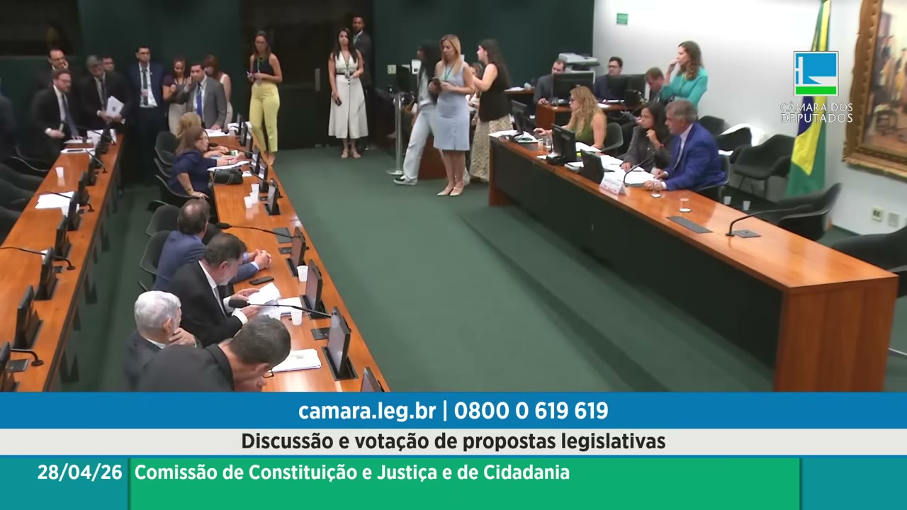 Vídeo do evento em 1:45:01