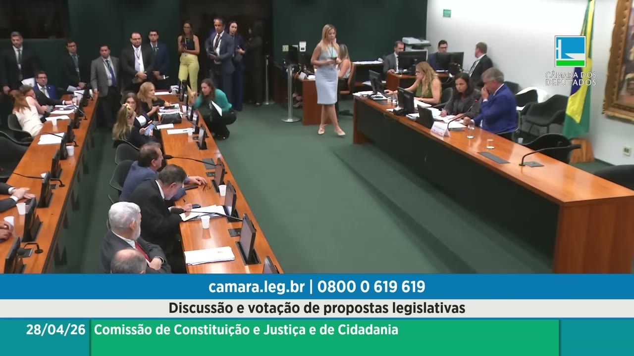 Vídeo do evento em 1:57:55
