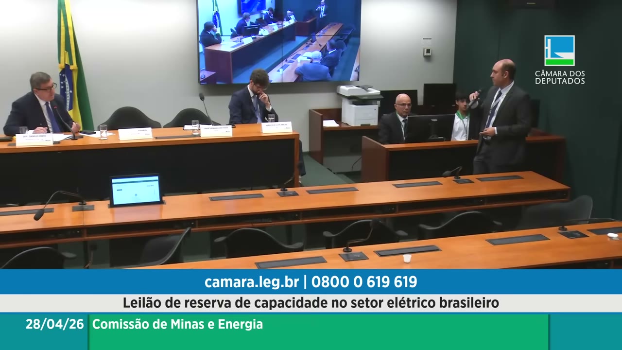 Vídeo do evento em 39:00