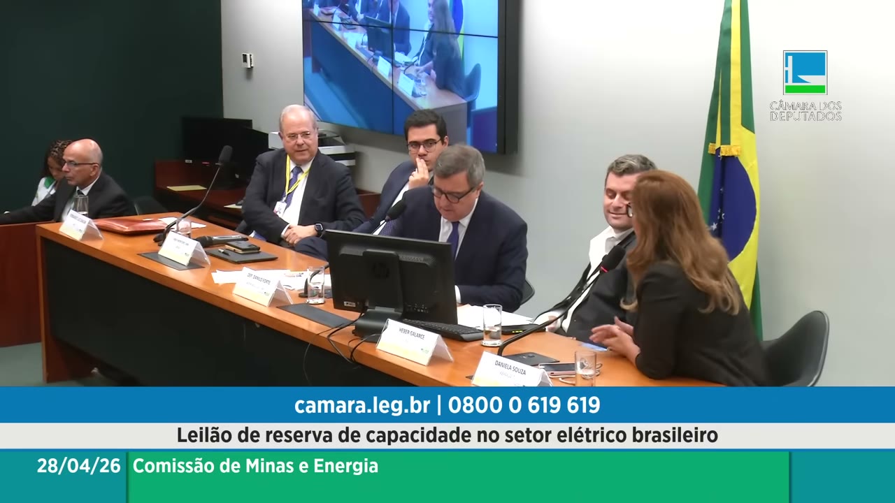 Vídeo do evento em 1:05:01