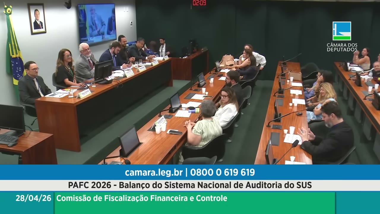 Vídeo do evento em 1:04:37