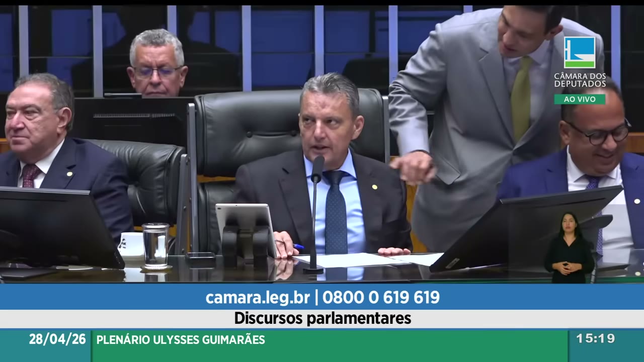 Vídeo do evento em 1:14:38
