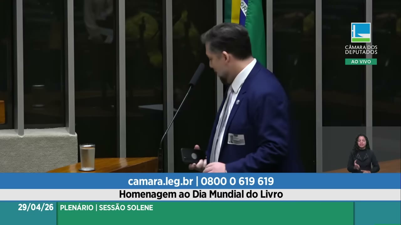 Vídeo do evento em 1:14:44