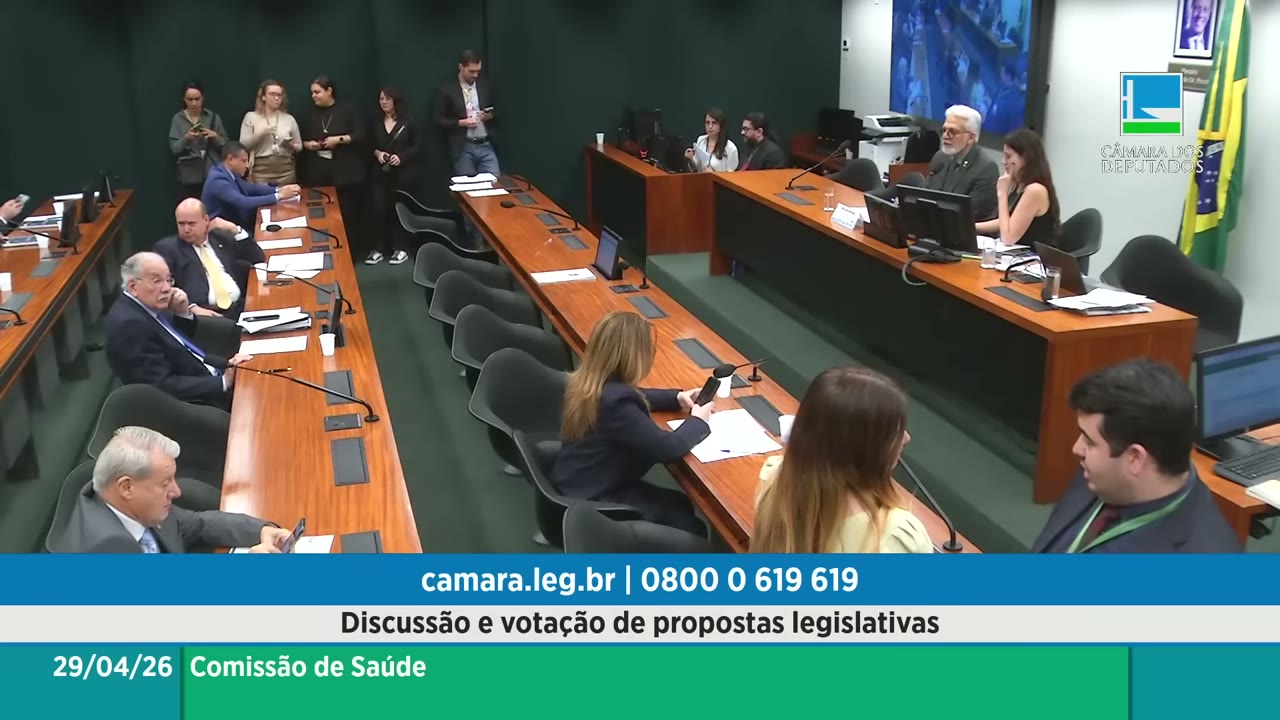 Vídeo do evento em 1:07:44