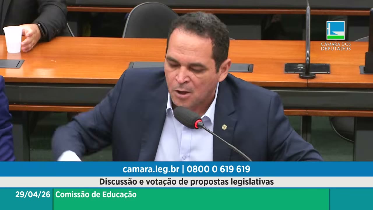 Vídeo do evento em 1:09:27