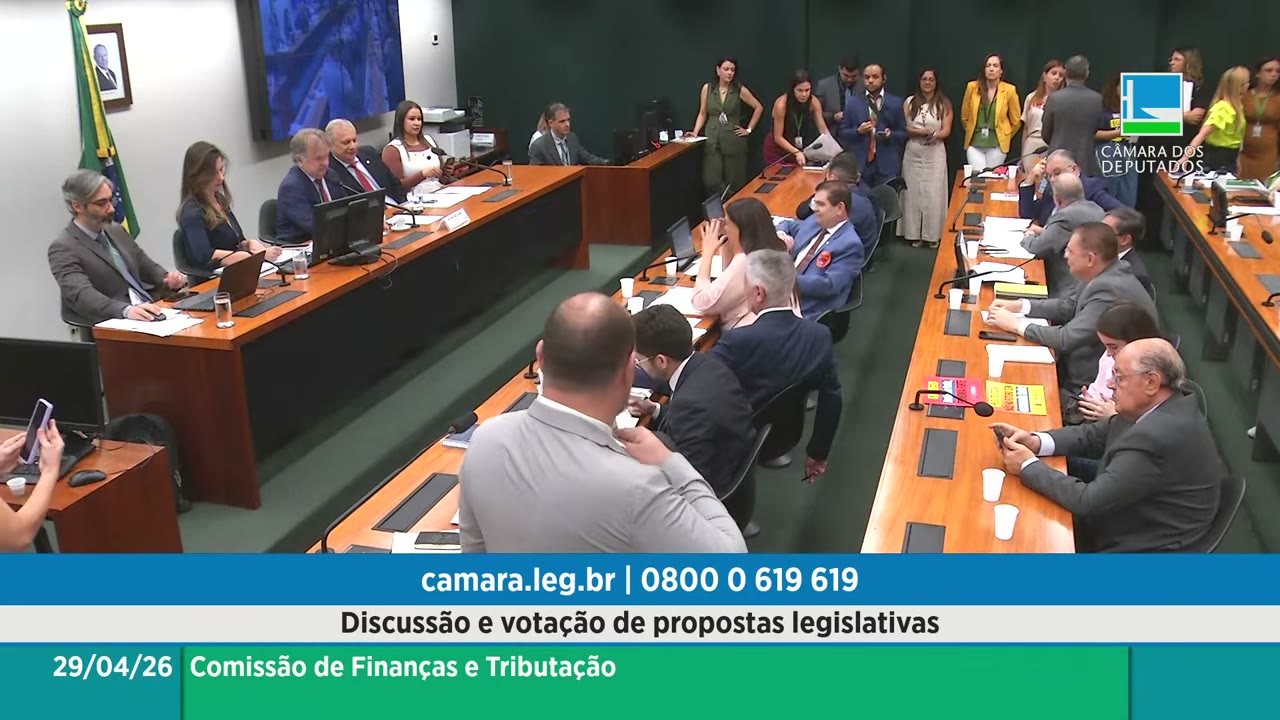 Vídeo do evento em 27:00