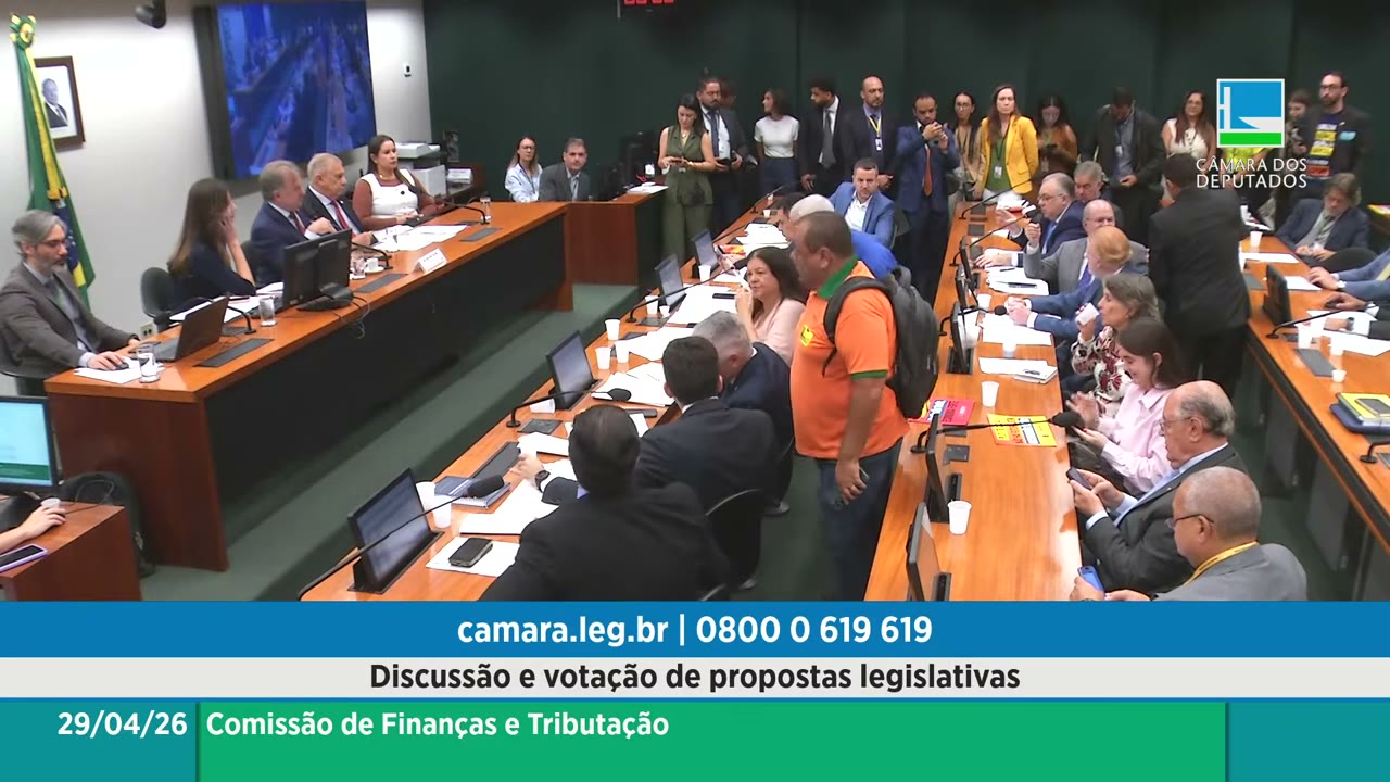 Vídeo do evento em 1:01:13