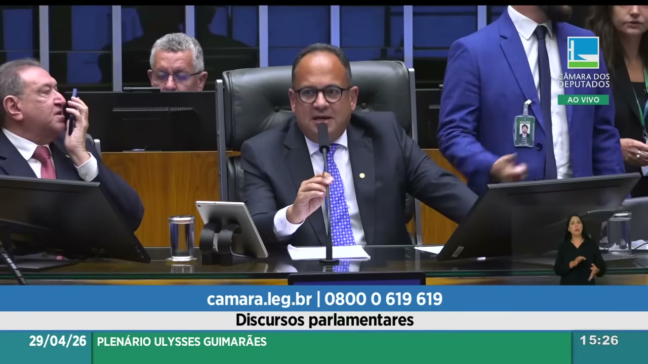 Vídeo do evento em 1:27:55