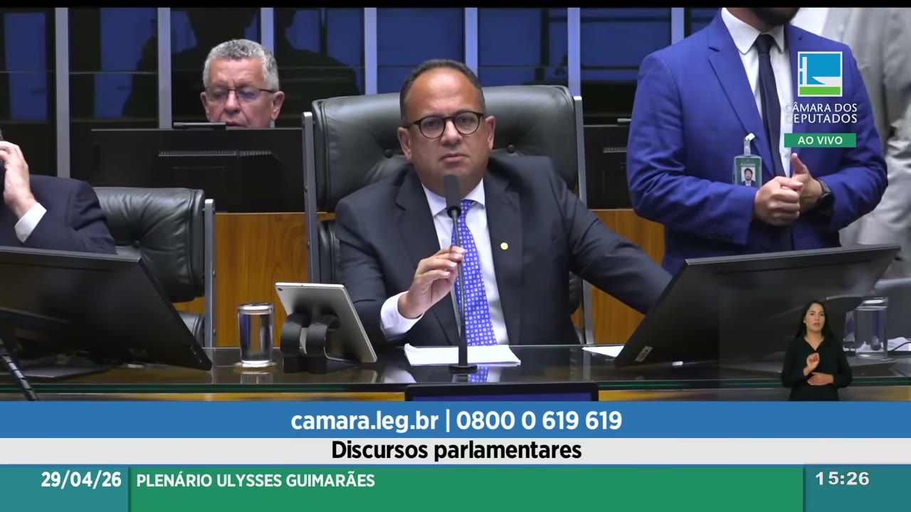Vídeo do evento em 1:27:59