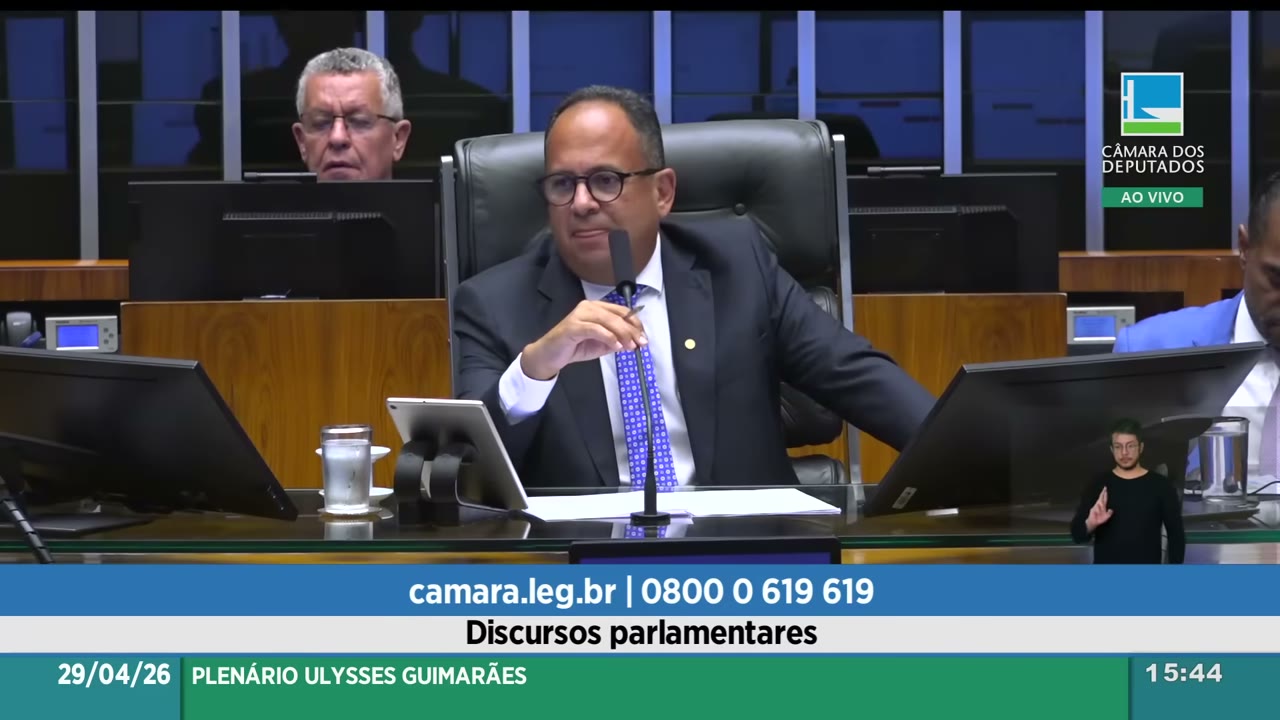 Vídeo do evento em 1:45:47