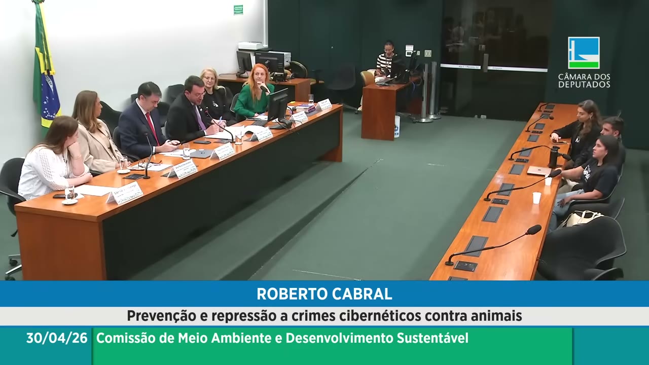 Vídeo do evento em 1:08:44
