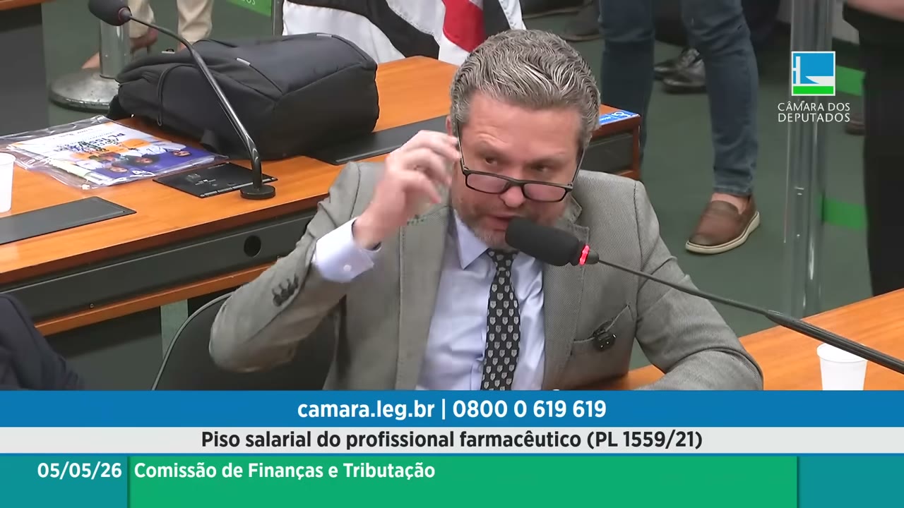 Vídeo do evento em 1:44:59