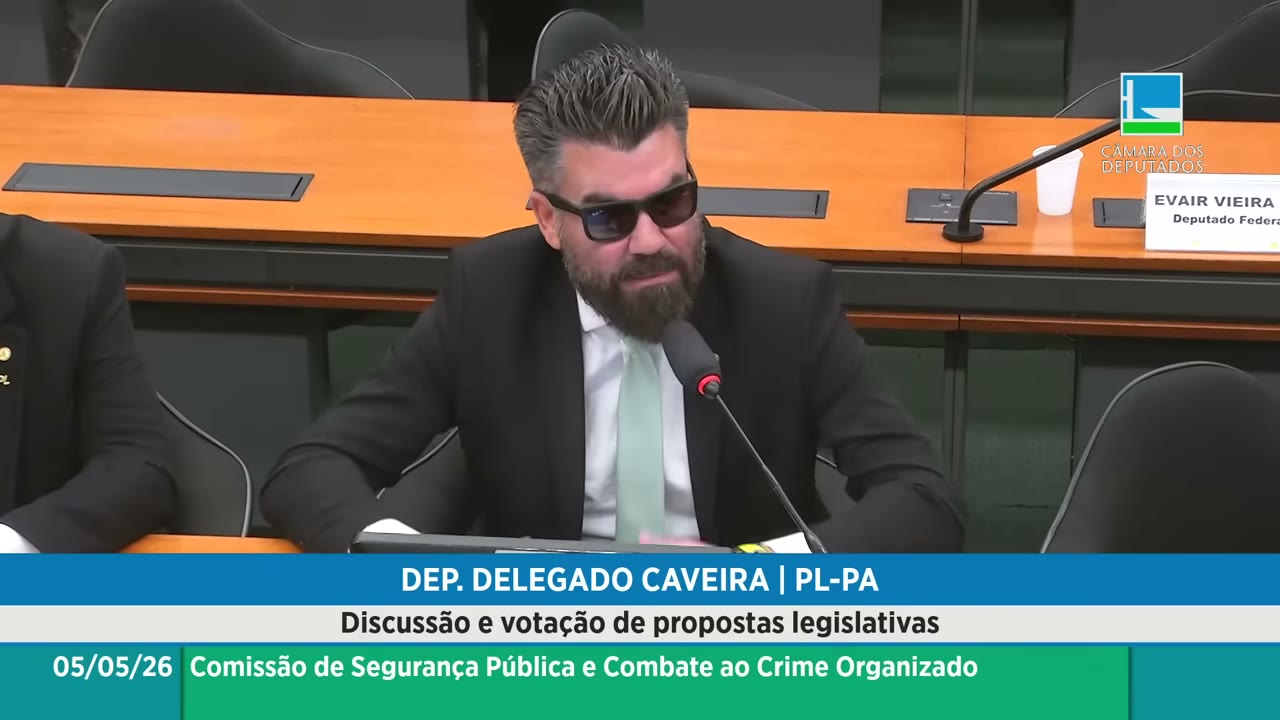 Vídeo do evento em 1:39:55