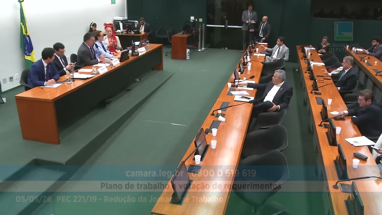 Vídeo do evento em 1:43:10