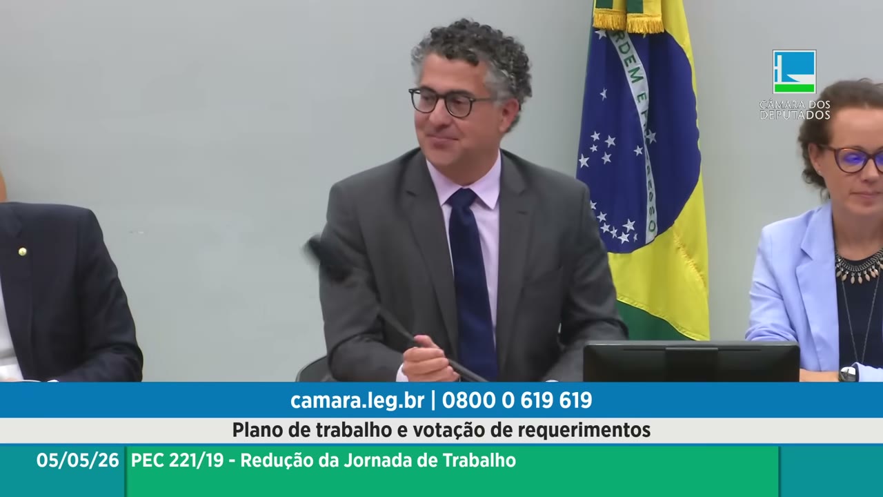 Vídeo do evento em 2:03:40