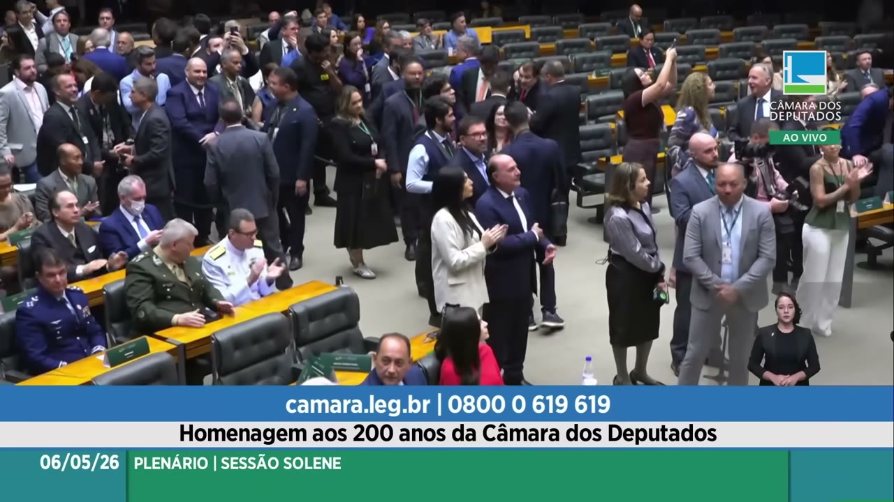 Vídeo do evento em 1:32:03