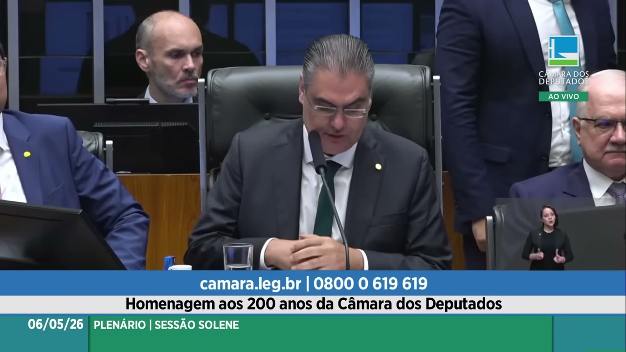 Vídeo do evento em 2:05:23