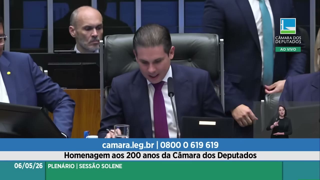 Vídeo do evento em 2:06:30