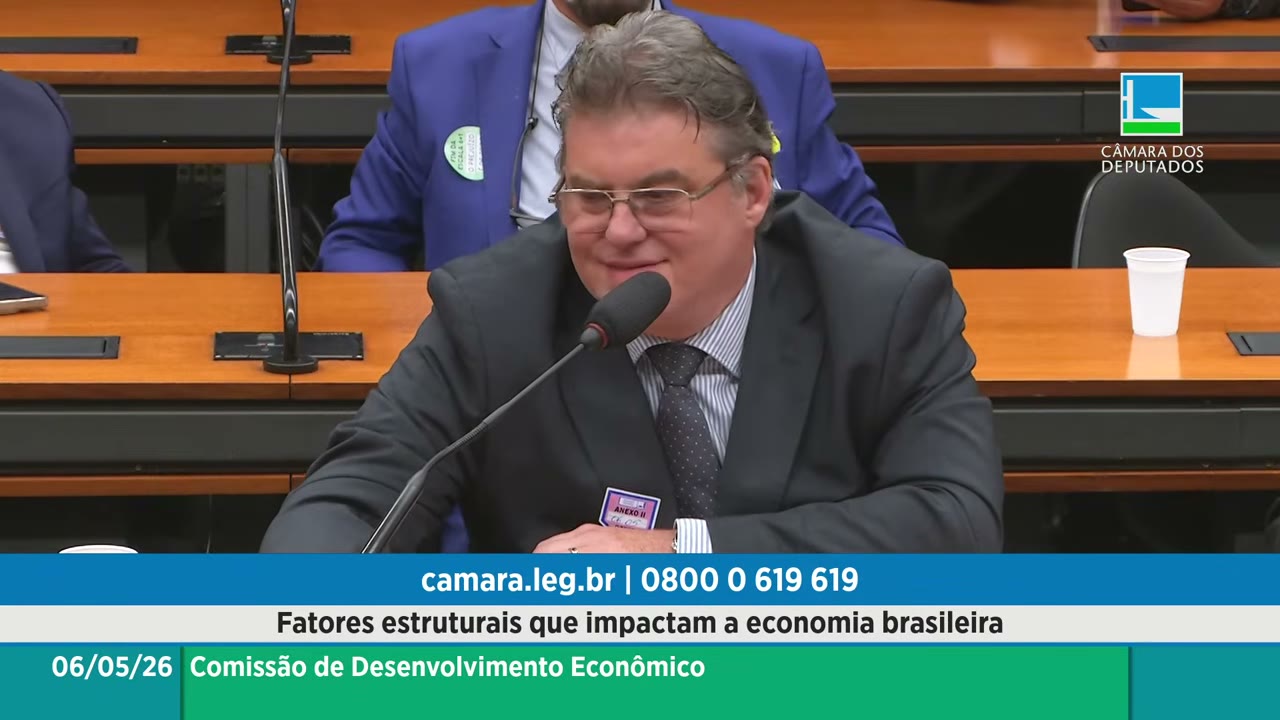 Vídeo do evento em 1:12:17