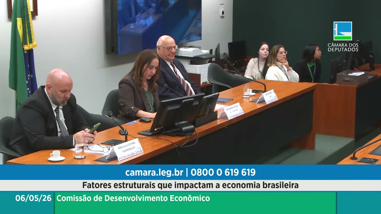 Vídeo do evento em 1:13:55