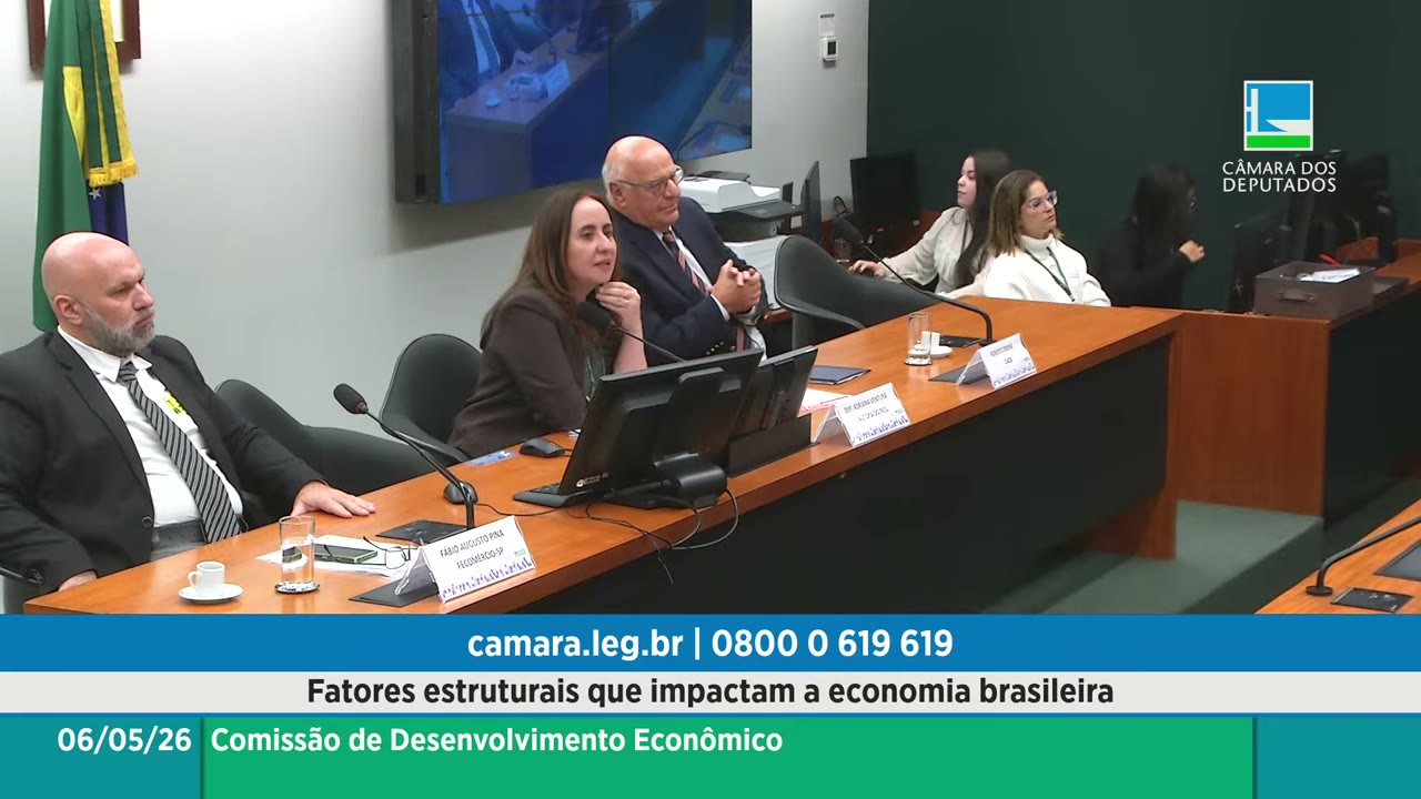 Vídeo do evento em 1:15:23