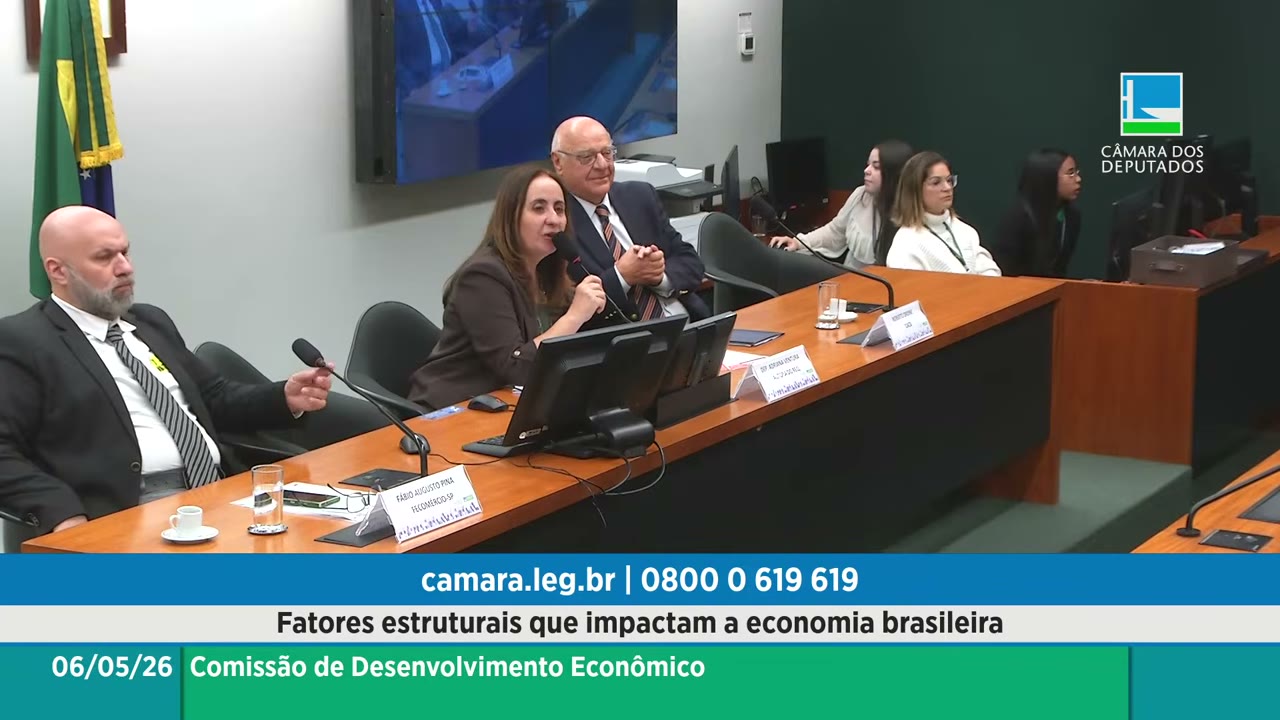 Vídeo do evento em 1:15:55