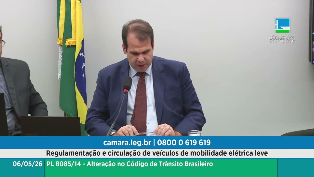Vídeo do evento em 1:02:42