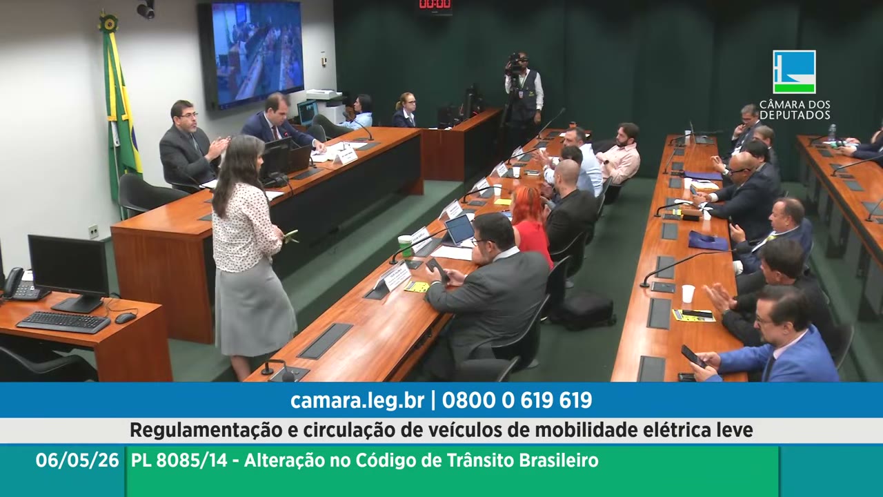 Vídeo do evento em 1:36:24