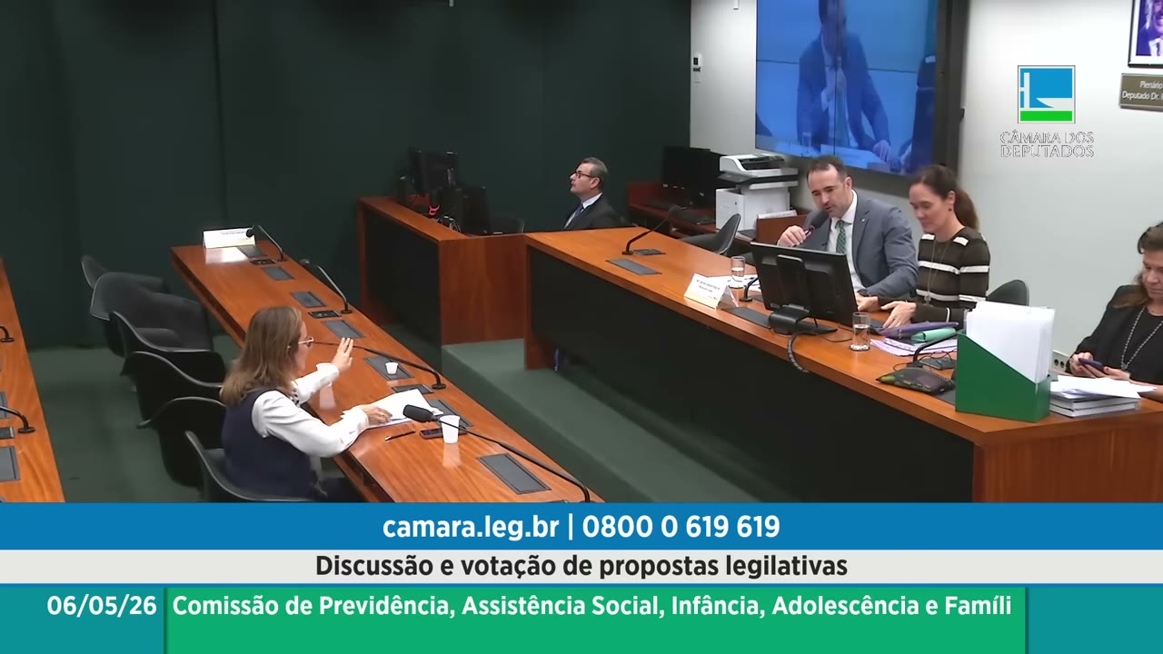 Vídeo do evento em 1:09:36