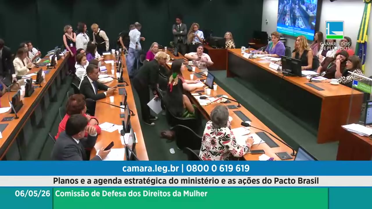 Vídeo do evento em 2:33:00