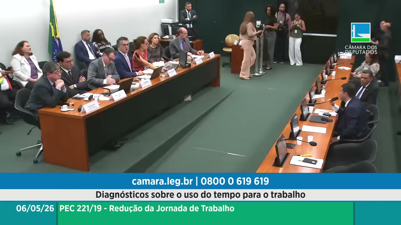 Vídeo do evento em 1:53:04