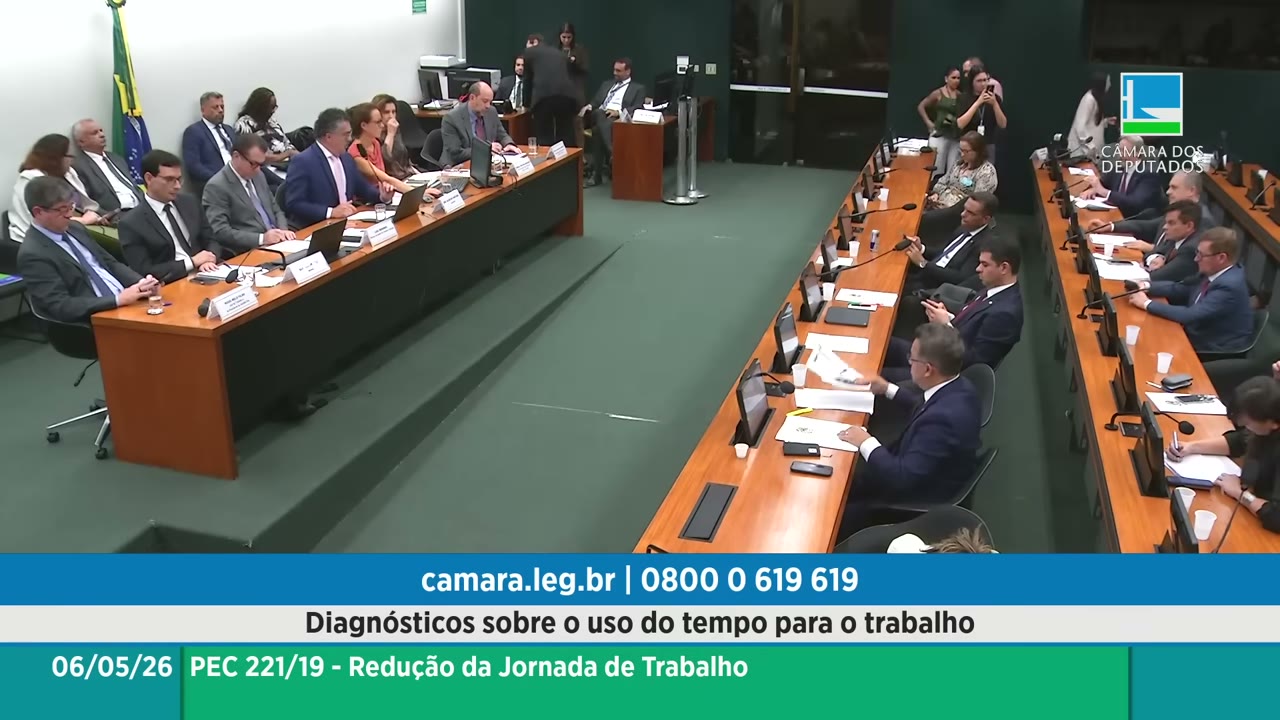 Vídeo do evento em 2:06:00