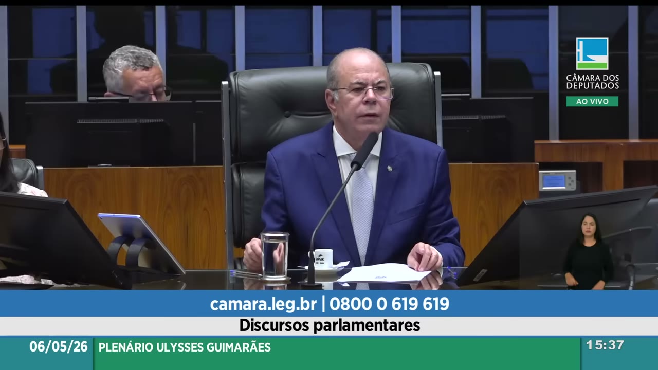 Vídeo do evento em 1:10:05