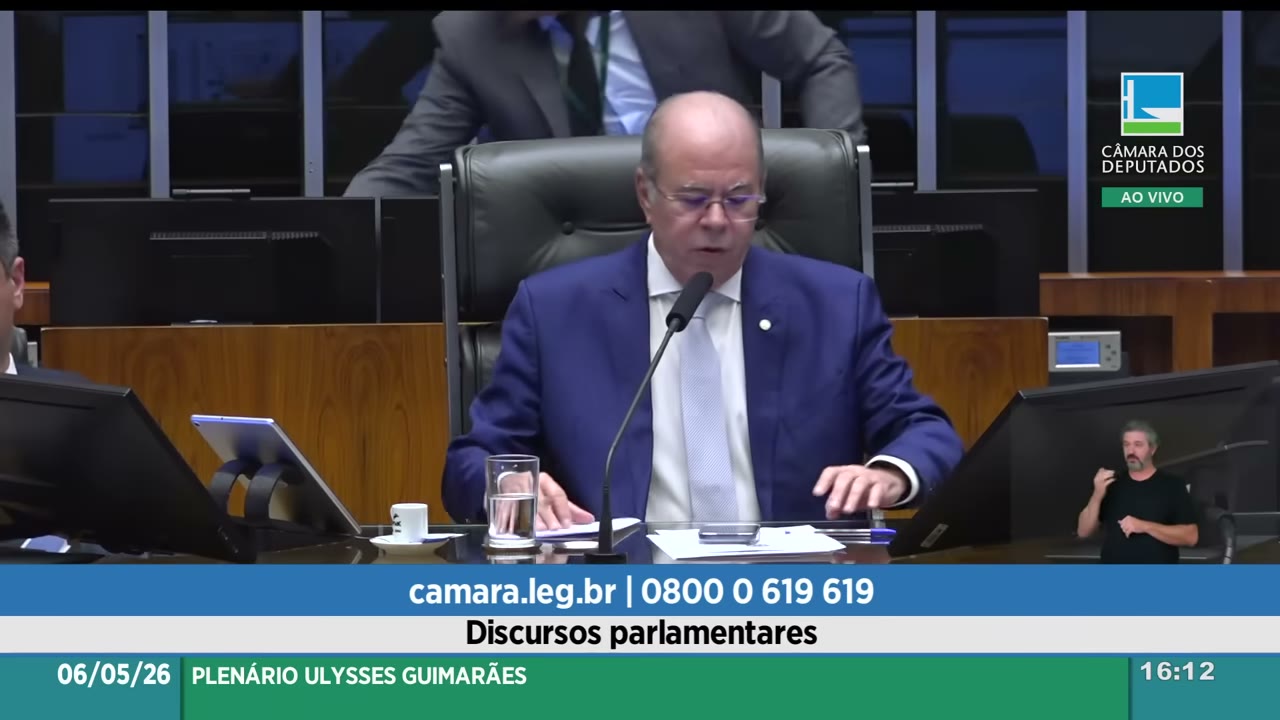 Vídeo do evento em 1:45:19