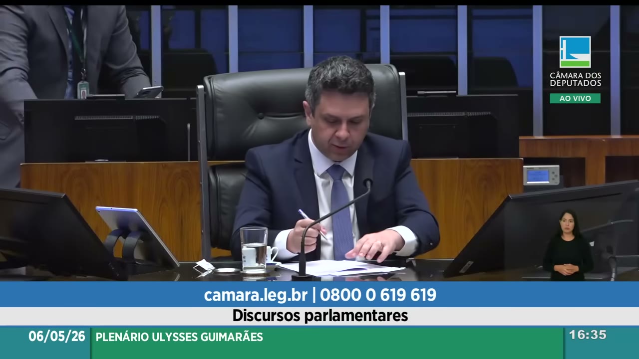 Vídeo do evento em 2:08:33