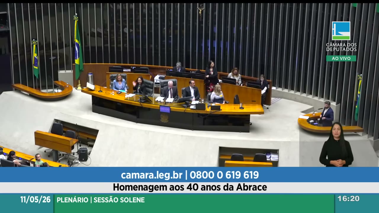 Vídeo do evento em 1:06:18