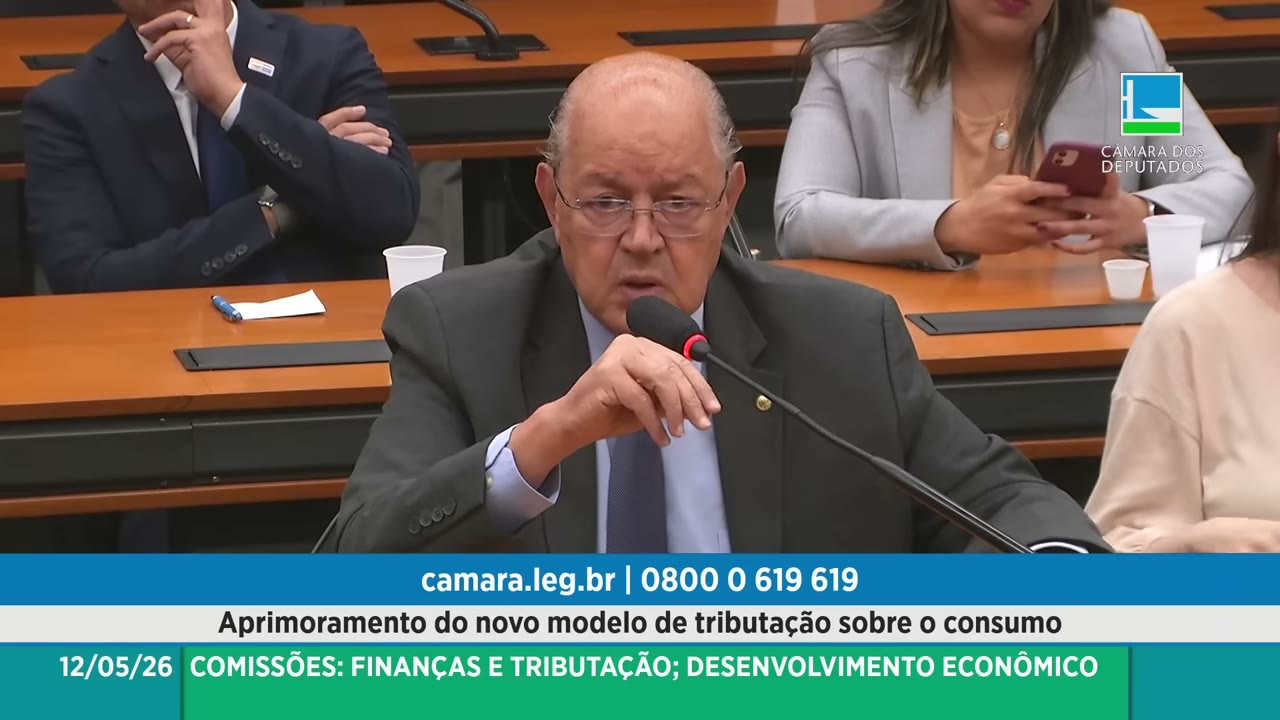 Vídeo do evento em 1:12:01